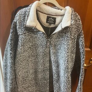 Women's Gray Fleece Pullover